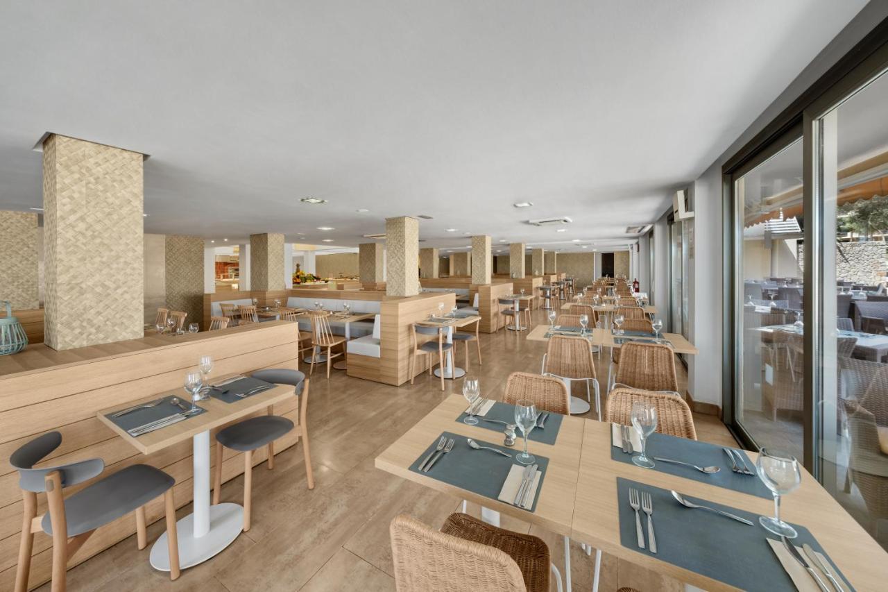 Hotel Occidental Cala Vinas
