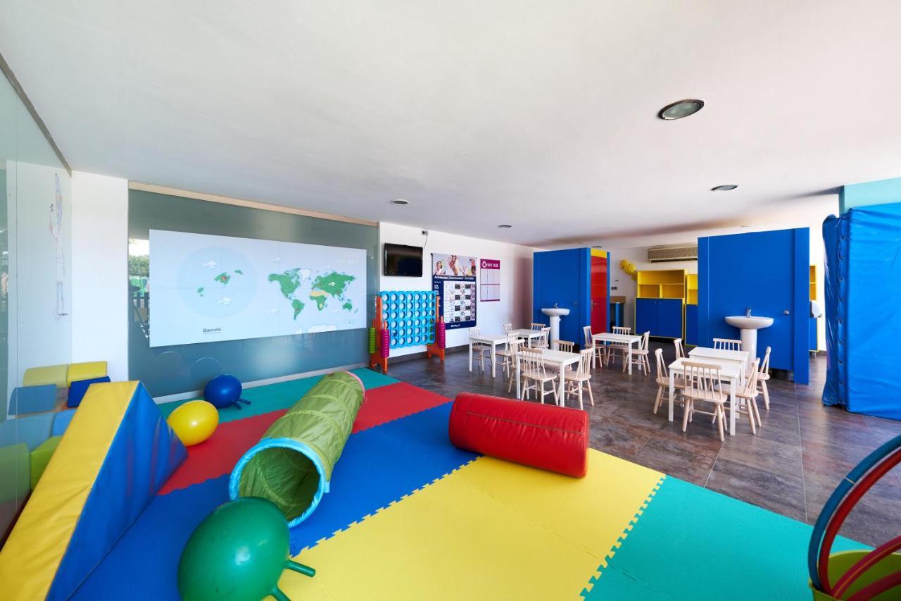 Occidental Cala Vinas Hotel
