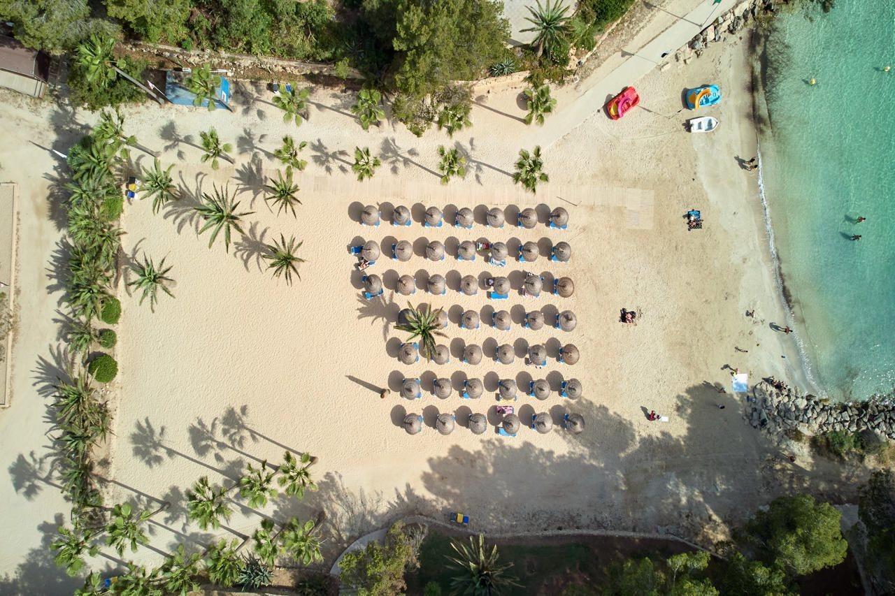 Hotel Occidental Cala Vinas 4*