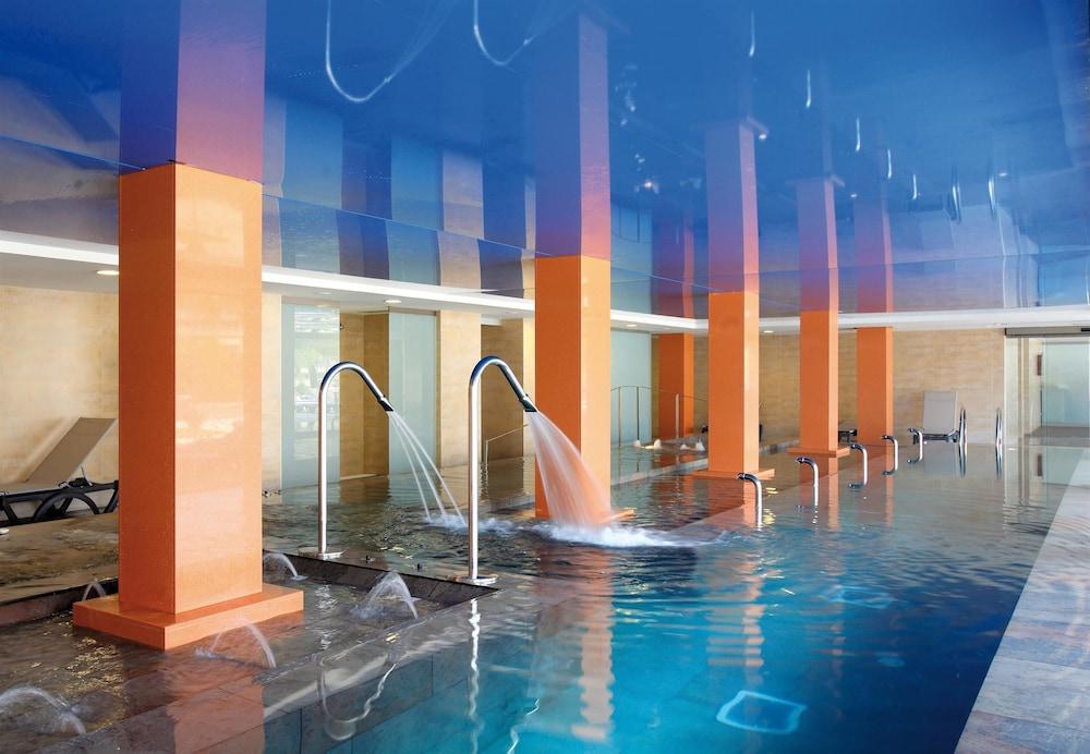 Occidental Cala Vinas 4*