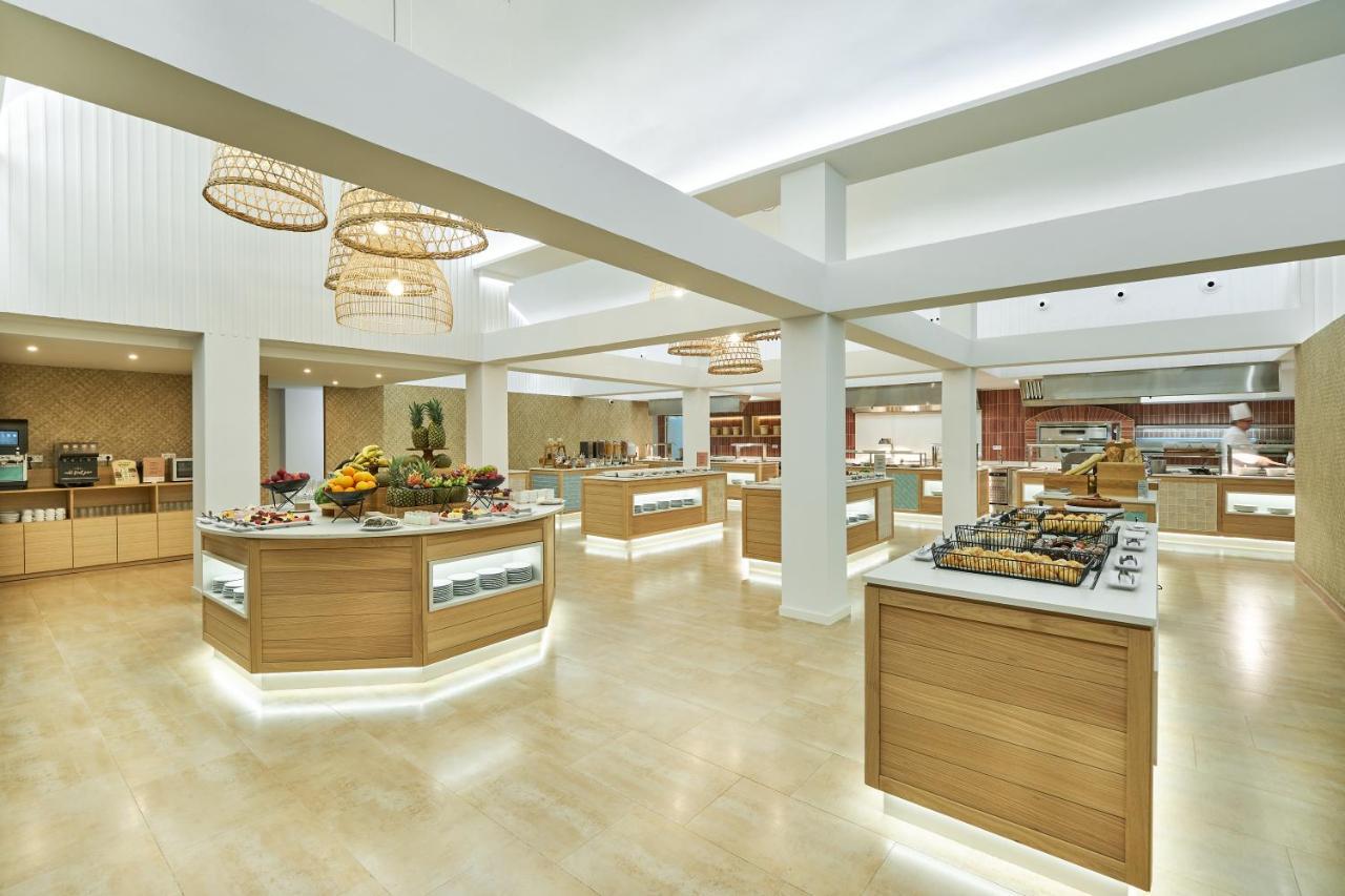 Hotel Occidental Cala Vinas